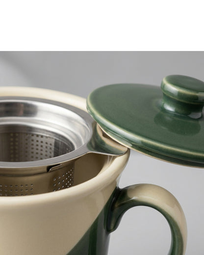 Pjwnx Flared Ceramic Tea Mug with Round-Hole Infuser and Lid 15 oz Forest Cream - Detail view